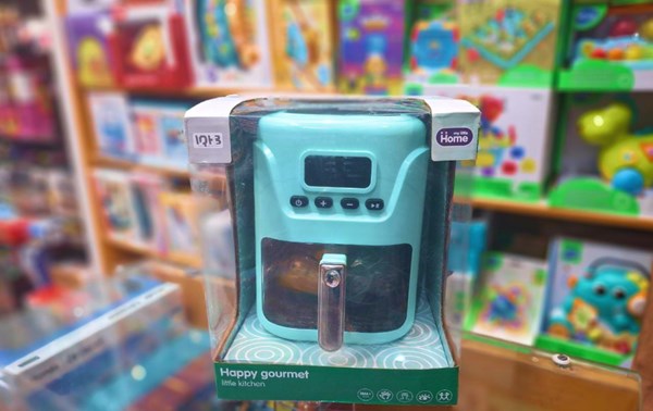 اسباب‌ بازی سرخ‌ کن هواپز موزیکال و چراغدار با لوازم جانبی مدل 1012 Air Fryer_اسباب بازی لوازم خانگی