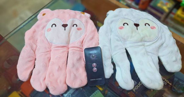 دست نوازشگر کنترلی نوزاد رنگ آبی_اسباب بازی نوزادی