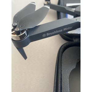 کوادکوپتر دوربین دار مدل D31 GPS _کوادکوپتر