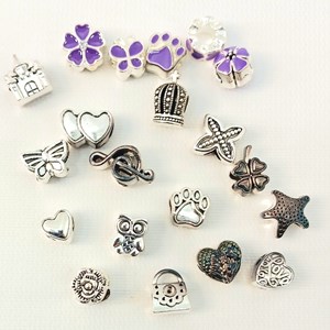 جعبه ساخت دستبند و گردنبند همراه با بگ هدیه یونیکورن _کیف و کوله پشتی