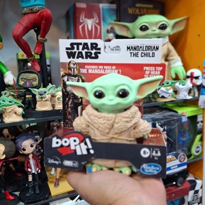 اکشن فیگور موزیکال بیبی یودا 13 سانتی مدل Bop It! Star Wars Hasbro_اکشن فیگور