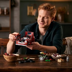 لگو تکنیک پیکاپ کشاورزی آفرود 1677 قطعه مدل 10092 Technic model – Farmer’s Off-road Pickup Truck_لگو