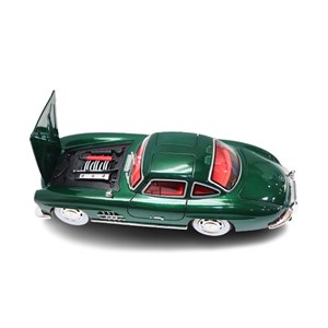 ماشین فلزی کلاسیک بنز دودزا با چراغ‌ و درب‌ های بازشو رنگ سبز_ماشین اسباب بازی