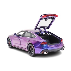 ماشین فلزی آئودی موزیکال با چراغ، کمک‌ فنر و درب‌ های بازشو رنگ بنفش_ماشین اسباب بازی