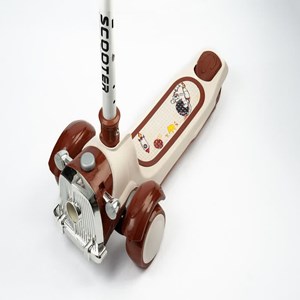 اسکوتر تعادلی سه چرخ چراغدار و موزیکال مدل ms108 رنگ قهوه ای