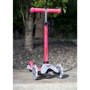 اسکوتر مینی دلوکس نئوکروم با بدنه شفاف و چرخ های چراغ دار مدل Micro - Mini Scooter Deluxe Flux Neochrome LED - Pink_اسکوتر